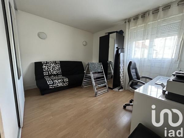 Appartement 3 pièces de 69 m² à Savigny-sur-Orge (91600)