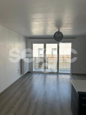 Location 2 Pieces 49 59200 Tourcoing 16 0976 01 0032