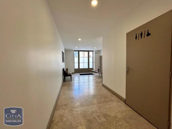 Local professionnel à louer 27m² Villefranche-sur-Saône (69400)