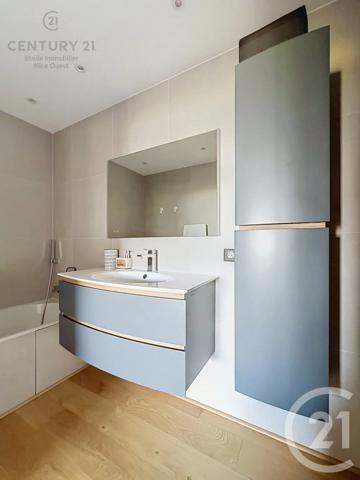 Appartement F4 à vendre  4 pièces - 108 m 2   NICE  - 06