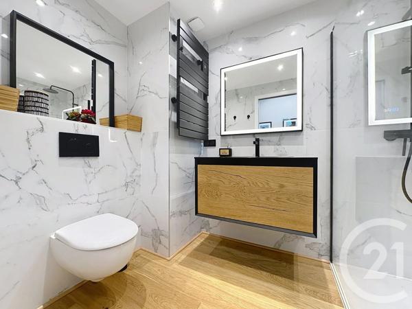 Appartement F4 à vendre  4 pièces - 108 m 2   NICE  - 06