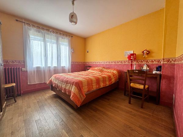 Maison - 6 pièces - 84 m²