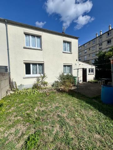 Maison - 6 pièces - 84 m²