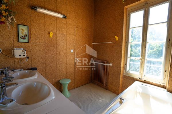 Maison Gaillac de 465 m² . (764 m² utiles)