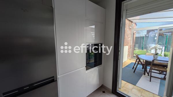 Maison 5 pièces - 85 m² Exclusivité efficity