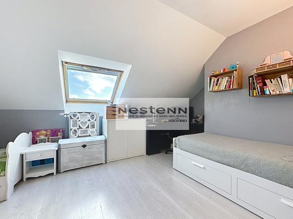 Maison Mennecy 7 pièce(s) 131 m2, 4 chambres, garage, véranda, secteur calme, impasse, jardin