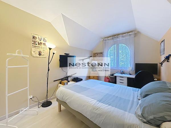 Maison Mennecy 7 pièce(s) 131 m2, 4 chambres, garage, véranda, secteur calme, impasse, jardin