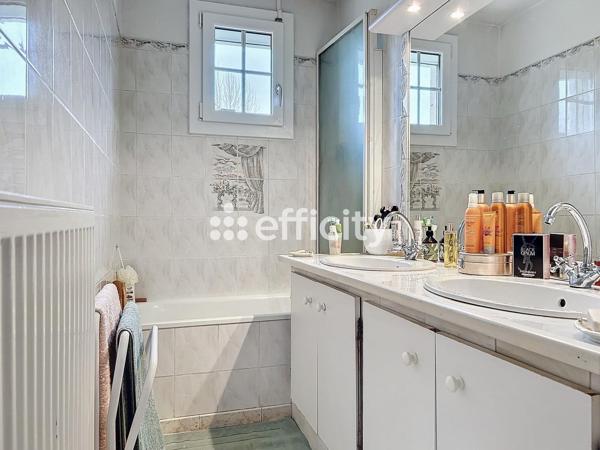 Maison 6 pièces - 156 m²