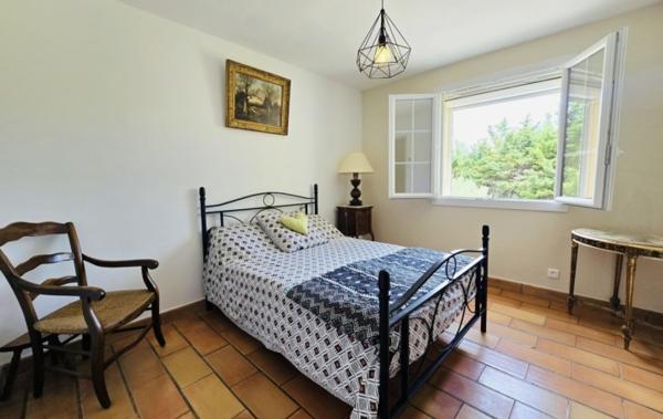 Vente Villa VILLA + UN GÎTE + 2 GRANDS GARAGES rénové(e) Vacqueyras   