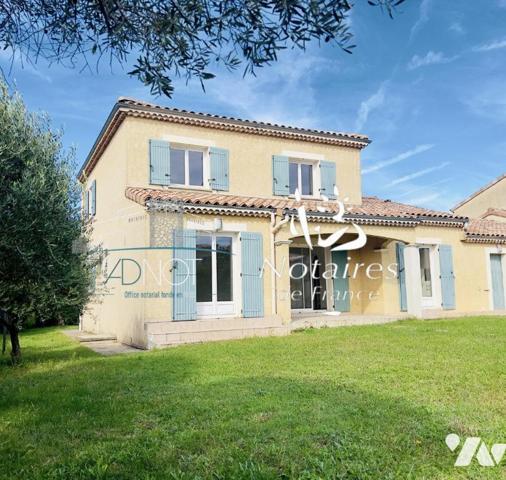 VILLA AVEC PISCINE DE 140 M²