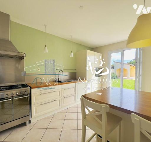 VILLA AVEC PISCINE DE 140 M²