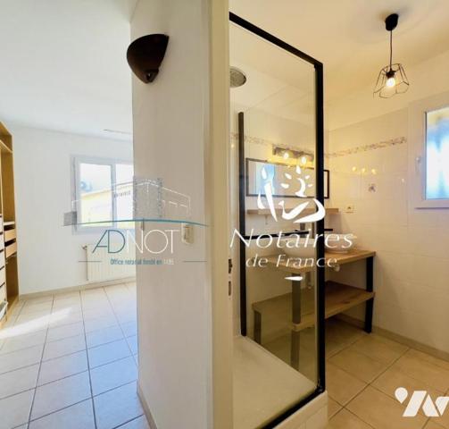 VILLA AVEC PISCINE DE 140 M²