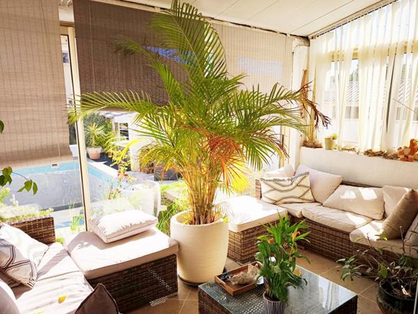 CARPENTRAS ROSERAIE: VILLA CONFORTABLE  PLEINE DE SOLEIL