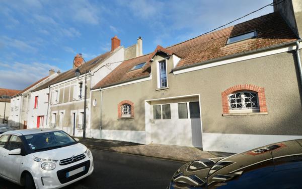 Maison à vendre    5 pièces •  Fresnes-sur-Marne