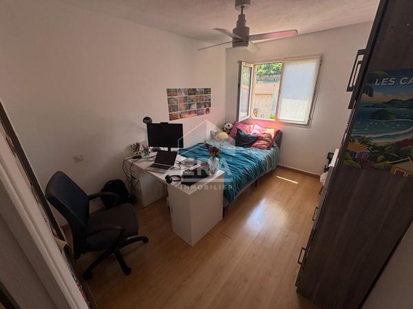 Appartement 4 pièces de 77 m² Proche centre-ville et gare