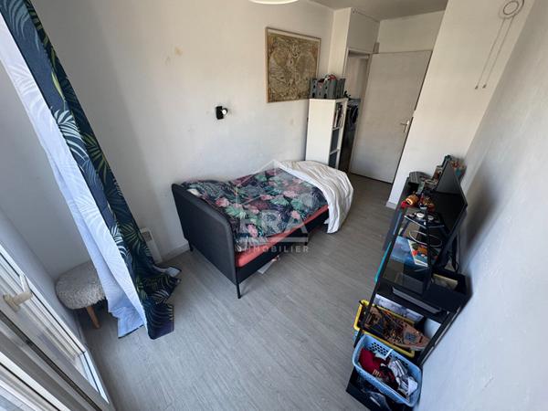 Appartement 4 pièces de 77 m² Proche centre-ville et gare