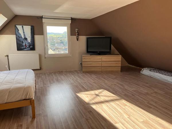 PROCHE DE STE GENEVIEVE  MAISON  140m², 5 chambres et jardin