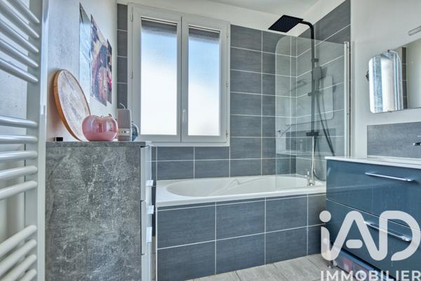 Maison à vendre 4 pièces 90 m² Saint-Caprais-de-Bordeaux