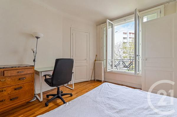 Appartement F4 à vendre  4 pièces - 90,07 m 2   PARIS  - 75016