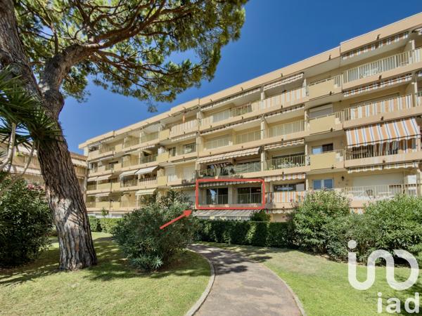 Appartement à vendre 3 pièces 64 m² Mandelieu-la-Napoule