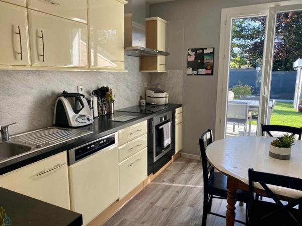 Maison familiale avec jardin