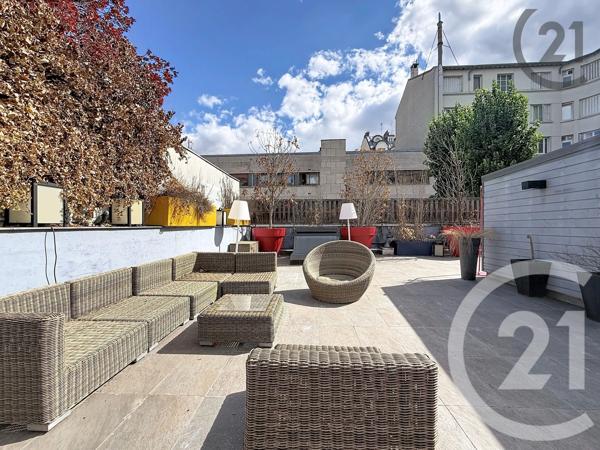 Maison à vendre  5 pièces - 178 m 2   COURBEVOIE  - 92