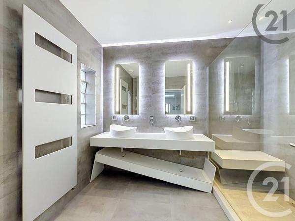 Maison à vendre  5 pièces - 178 m 2   COURBEVOIE  - 92