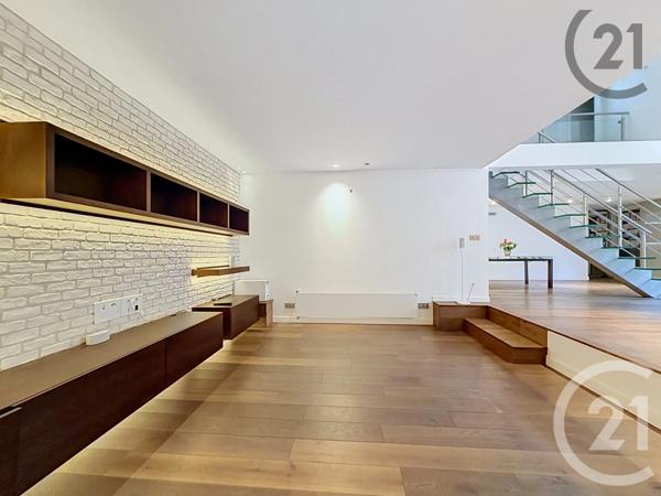 Maison à vendre  5 pièces - 178 m 2   COURBEVOIE  - 92