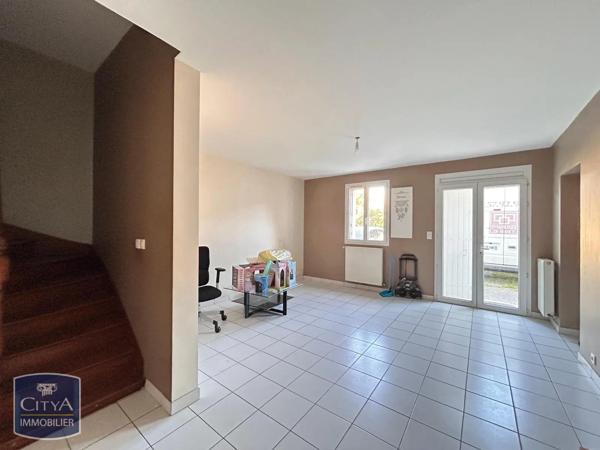 Appartement à louer 4 pièces 102.97m² Le Barp (33114)
