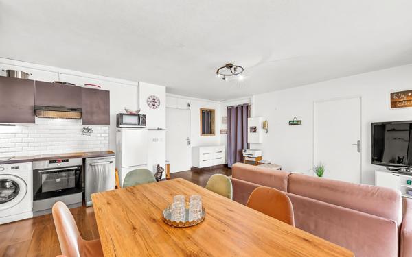 Appartement à vendre    3 pièces • 61 m2 Saint-Laurent-du-Var