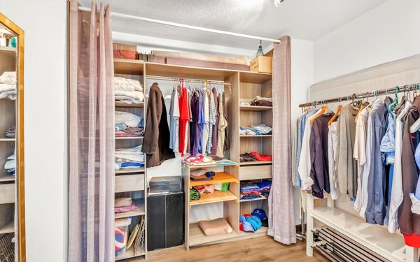 Appartement à vendre    3 pièces • 61 m2 Saint-Laurent-du-Var