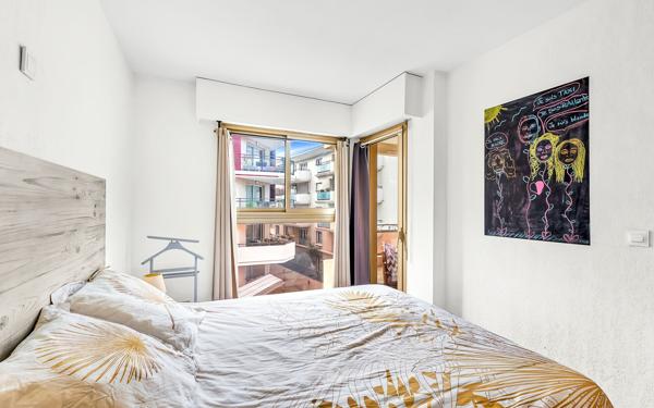 Appartement à vendre    3 pièces • 61 m2 Saint-Laurent-du-Var