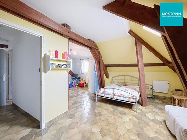 Maison familiale vue panoramique Saint-Genest-Lerpt 6 pieces 180 m2