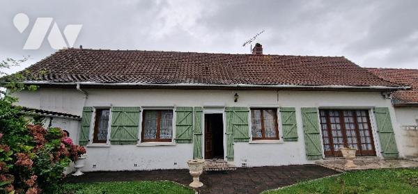 Maison de plain pied 3chambres de 103 m² avec garage et dépendances,