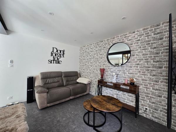 Maison mitoyenne au calme