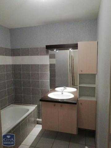 Appartement à louer 3 pièces 65.68m²