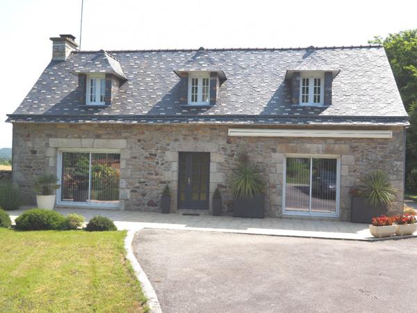 Maison en pierre rénovée