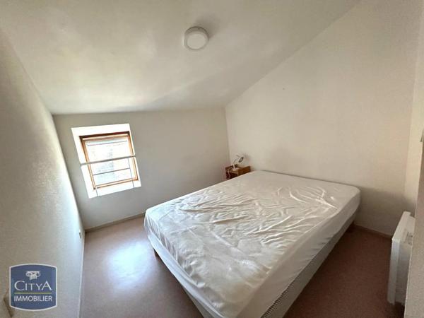 Appartement à louer 2 pièces 49.18m² Saint-Brieuc (22000)