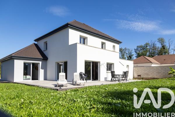 Maison à vendre 4 pièces 150 m² Dole