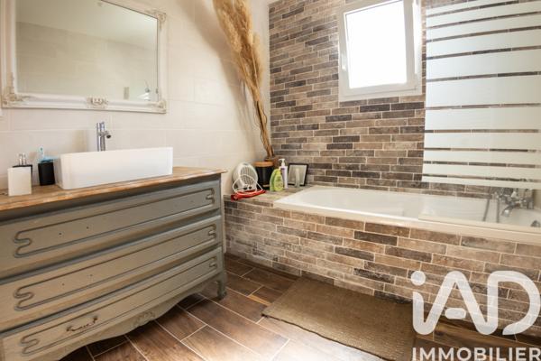 Maison à vendre 4 pièces 150 m² Dole
