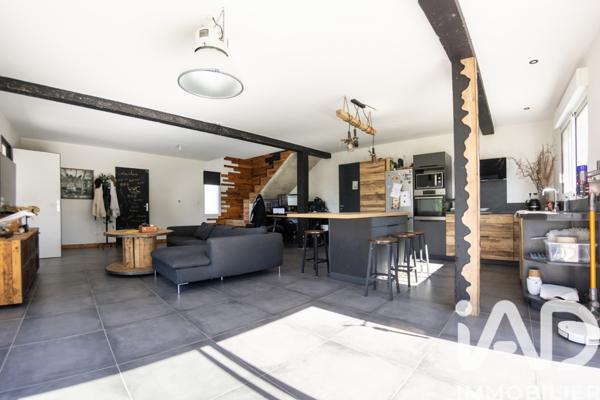 Maison à vendre 4 pièces 150 m² Dole