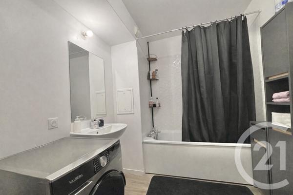 Appartement F3 à vendre  3 pièces - 55,55 m2 LES PAVILLONS SOUS BOIS - 93