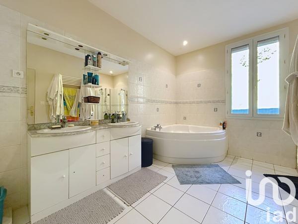 Immeuble à vendre 570 m² Valence