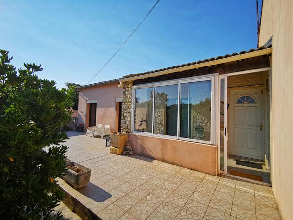 Morières-lès-Avignon , maison de plain-pied 116 m², 3 chambres, terrain de 893 m² ? secteur Golf de Châteaublanc Morieres les avignon