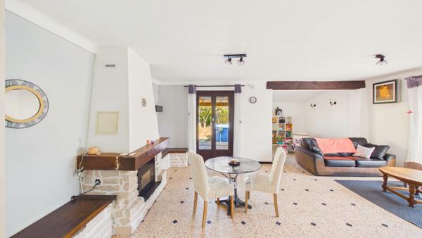 Morières-lès-Avignon , maison de plain-pied 116 m², 3 chambres, terrain de 893 m² ? secteur Golf de Châteaublanc Morieres les avignon