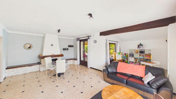 Morières-lès-Avignon , maison de plain-pied 116 m², 3 chambres, terrain de 893 m² ? secteur Golf de Châteaublanc Morieres les avignon