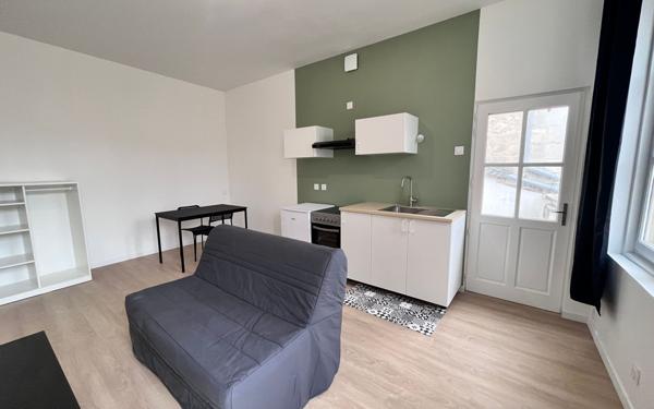 Appartement à louer    1 pièce •  Loudun