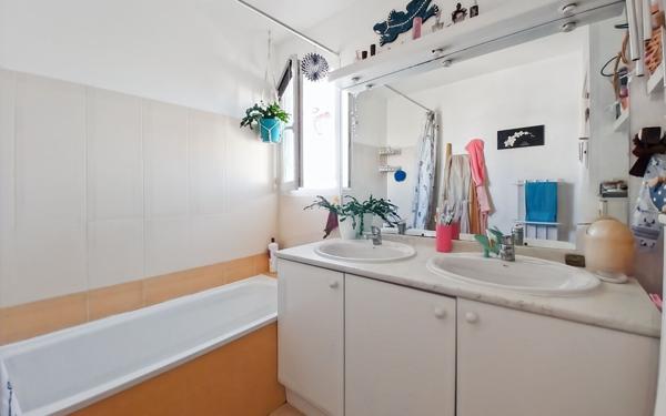 Maison à vendre    3 pièces •  Marseillan