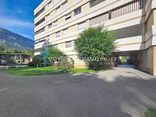 Appartement 3 pièce(s) 2 chambre(s) 83 m²