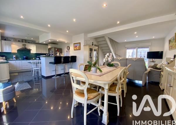 Maison à vendre 5 pièces 114 m² Cormelles-le-Royal